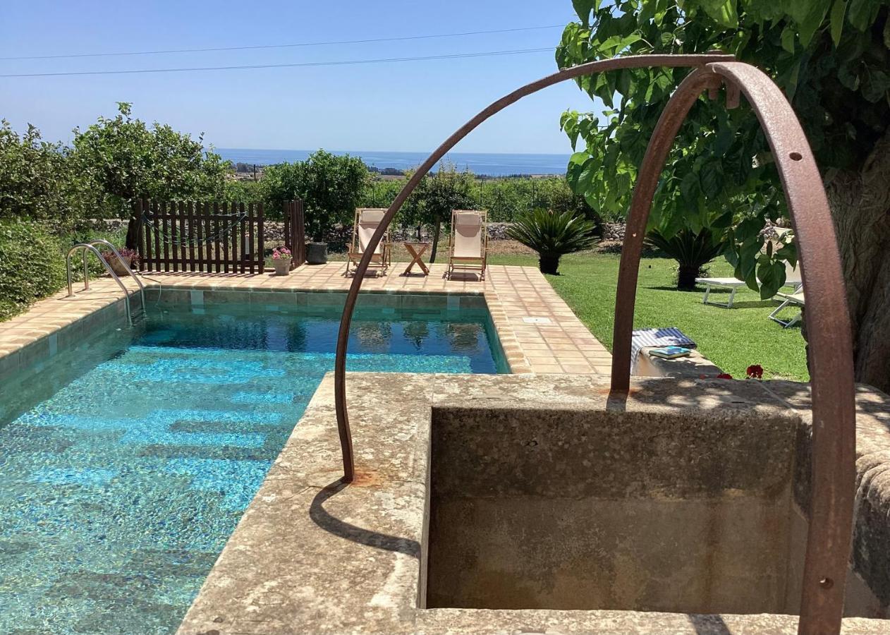 Authentic Sicilian Charm, Pool, Sea View, Wi-Fi & Parking Villa Avola Exterior photo